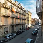 Piazza Statuto Comfortable Apartment